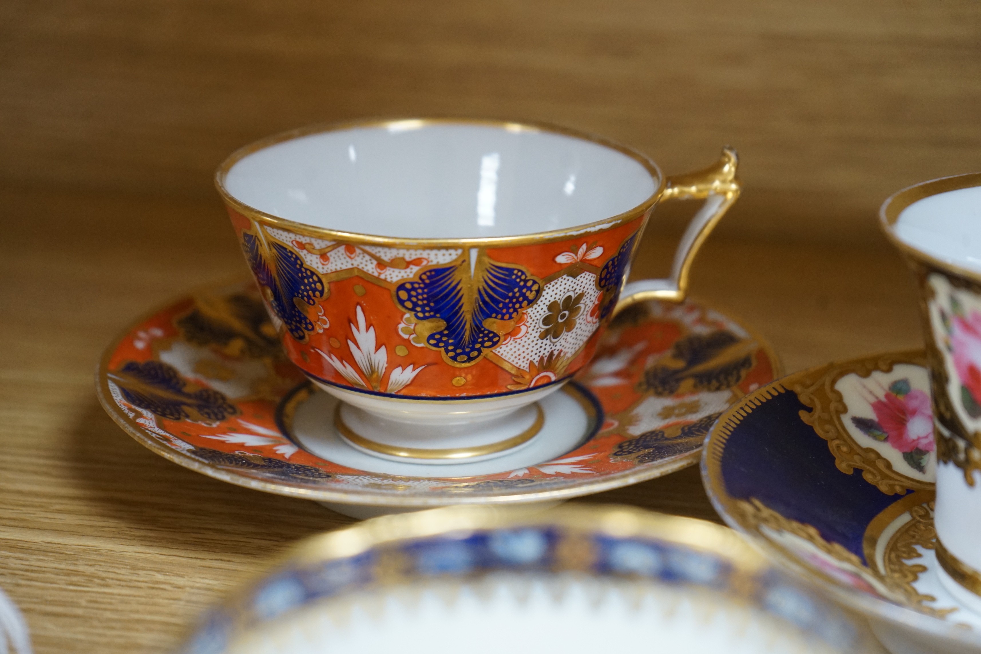 A selection of various English porcelain tea cups and saucers, to include Barr Flight Barr